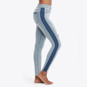 Spanx Distressed Skinny with Side Stripes Two Tone Raw Hem Jeans Size Medium